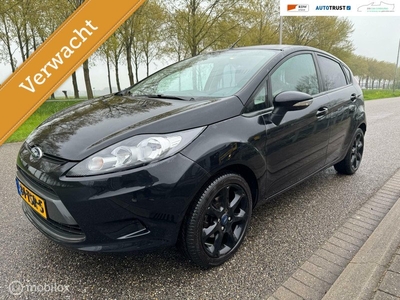 Ford Fiesta 1.25 Titanium|RIJKLAAR|2E EIG|AIRCO|LEER|PDC|NAP