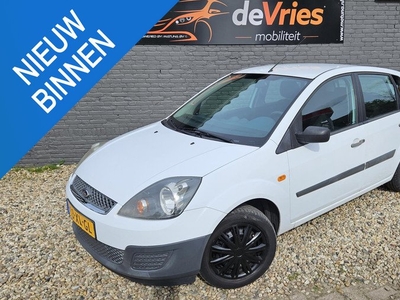 Ford Fiesta 1.4-16V Ambiente *5DRS-NWAPK-ELEKTR.RAMEN*