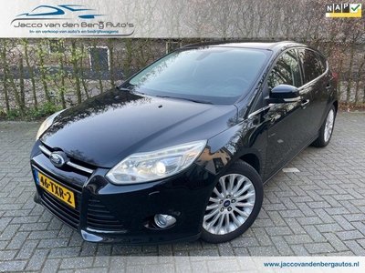 Ford Focus 1.0 EcoBoost Titanium I Navigatie