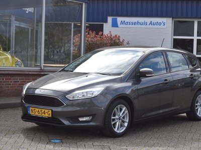 Ford Focus 1.0 Lease Edition 62dkm Navi Airco Cruise PDC Nwe APK