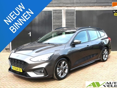 Ford Focus Wagon 1.0 EcoBoost ST Line Business