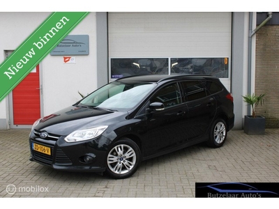 Ford Focus Wagon 1.0 EcoBoost Titanium Distributie vervangen