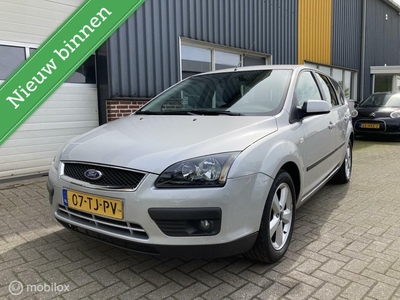 Ford Focus Wagon 1.6-16V Futura NETTE AUTO!