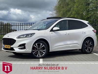 Ford Kuga 2.5 PHEV ST-Line Panodak / 19inch / Bang & Olufsen / Dodehoek / Clima / Winterpakket