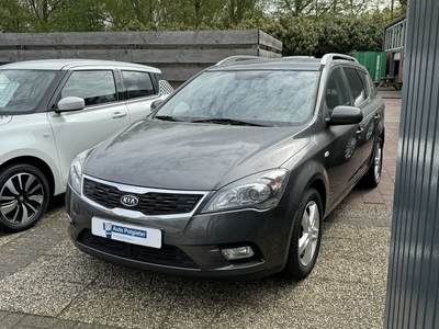 Kia cee'd 1.4 CVVT X-ecutive | Cruise Control | Navigatie | Climate Control | Airco