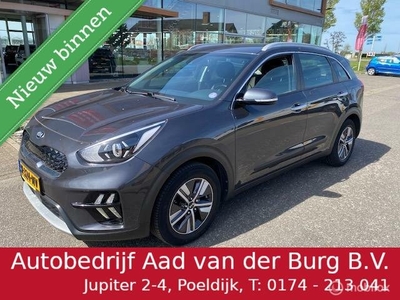 Kia Niro 1.6 GDi Hybrid DynamicLine / Modeljaar 2020 Nieuwe type / Trekhaak / 10 inch Navi , Camera , Cruise , Climaat , Lane assist , Fabrieks garantie tot 7 jaar