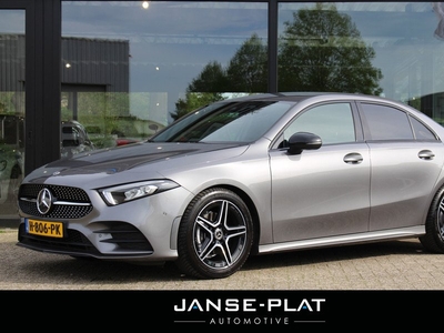 Mercedes-Benz A-Klasse 200 AUT BnsSol. AMG Night | Widescreen | Stoelverwaming |