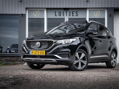 MG ZS EV Luxury 45 kWh €2000,- SUBSIDIE I Schuifdak I Leder I Camera I 1e-eig. I Org.NL I NAP