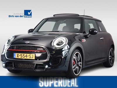 MINI Mini 2.0 John Cooper Works Chili | MINI Garantie t/m 12/2025 | Harman Kardon | Panoramadak | Stoelverwarming | Apple CarPlay | Achteruitrijcamera | Parkeersensoren voor- en achter | Navigatie