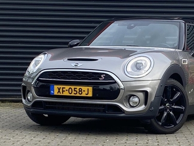 Mini Mini Clubman 2.0 Cooper S ALL4 Chili Serious Business | Automaat | Navigatie | Leder | Cruise control | 192 PK | Airco | NAP