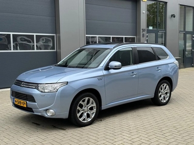 Mitsubishi Outlander 2.0 PHEV Instyle (bj 2013, automaat)