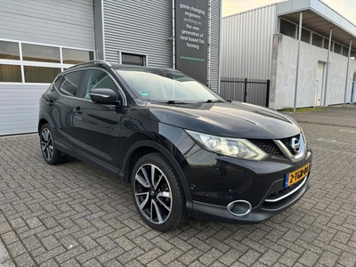 Nissan Qashqai 1.5 dCi Tekna (bj 2014)