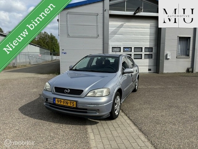 Opel Astra 1.6-16V Pearl