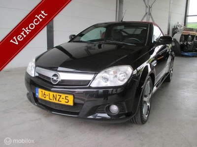 Opel Tigra TwinTop 1.8-16V Rhythm leer zeer mooi