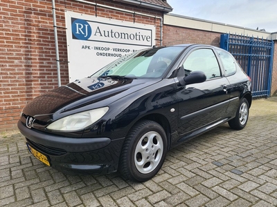 Peugeot 206 1.4 X-line