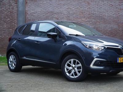 Renault Captur 0.9 TCe Limited 90PK Navigatie, Airco, Cruise Control, PDC achter.