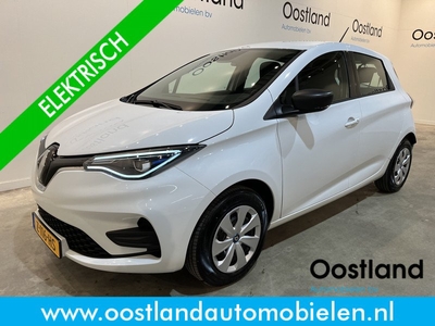 Renault ZOE 110 PK Life 52 Kwh (Accuhuur) € 11.950,- Met Subsidie / CarPlay / Airco / Cruise Control / 1.500 KM !! Prijs ex BTW € 11530,-