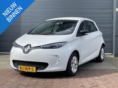 RENAULT ZOE R90 LIFE 41 kWh I KOOPACCU I €9.999,- INCL. EURO SUBSIDIE I NAVIGATIE I CRUISE CONTROL I CLIMATE CONTROL