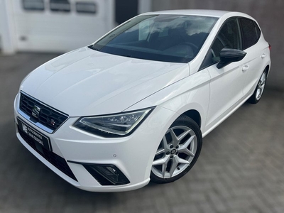 Seat Ibiza 1.0 TSI FR Business Intense 1E EIGENAAR / LED KOPLAMPEN / VERWARMDE VOORSTOEL / CAMERA / CARPLAY / 4-SEIZOENENBAND