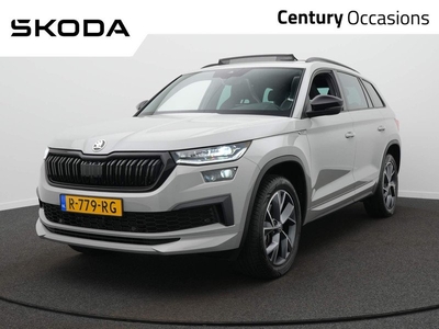 Skoda Kodiaq 1.5 TSI Sportline Business 7p. Wegklapbare Trekhaak / Navigatie / 19 Inch / Panoramadak