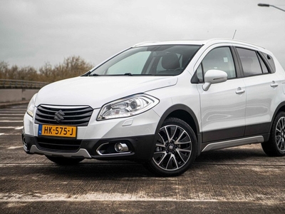 Suzuki SX4 S-Cross 1.6 High Executive | Airco/Clima | Panorama Dak | Cruise Control | Keyless | Stoelverwarming | Camera |