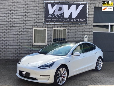 Tesla Model 3 Performance long range 463 pk nieuwstaat .