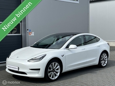 Tesla Model 3 Standard Range 60 kwh, Trekhaak, Incl.btw, 1ste