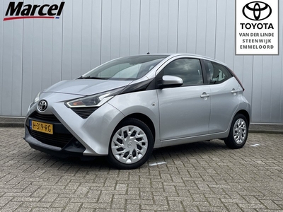 Toyota Aygo 1.0 VVT-i x-play Camera Carplay NL Auto Dealer Onderhouden