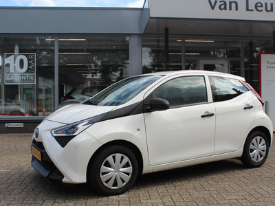 TOYOTA AYGO X-FUN NL-AUTO AIRCO BLUETOOTH EL-RAMEN RADIO