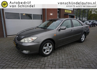 Toyota Camry 3.0 V6 LINEA SOL YOUNGTIMER NAVIGATIE LEDER STOELVERWARMING ECC AIRCO CRUISECONTROL PARKEERSENSOREN LMV 4X ELECTR.RAMEN-SPIEGELS