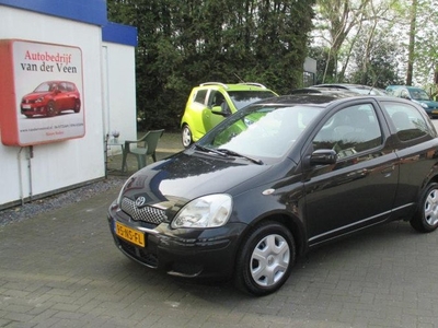 Toyota Yaris 1.0 VVT-i Sol MMT