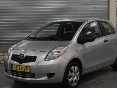 Toyota Yaris 1.0 VVTi Spirit + Airco