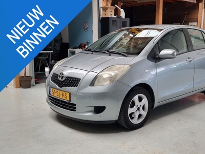 Toyota Yaris 1.3 VVTi Sol Airco, LMV, 5deurs, NAP