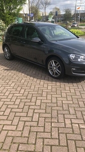 Volkswagen GOLF 1.2 TSI Connected Series