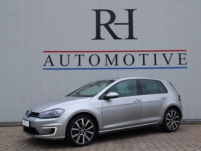 Volkswagen Golf 1.4TSI GTE Automaat - Leer - 18'' - Sportstoelen - NAP - Garantie