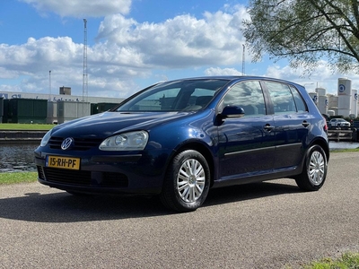 Volkswagen Golf 1.6 FSI Turijn | 5drs | Orig. NL | Airco