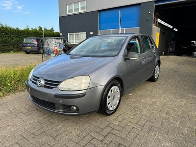 Volkswagen Golf 1.9 TDI Comfortline (bj 11-2006) 5D/ÁIRCO/EXPORT!