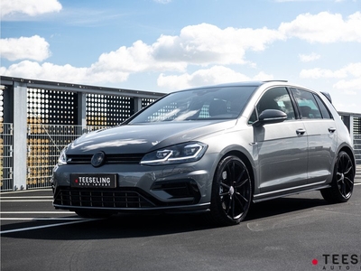 Volkswagen Golf 2.0 TSI 4Motion R | Akrapovic | Leder | Pano