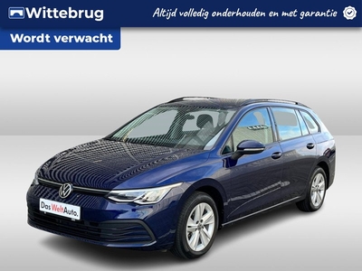 Volkswagen GOLF Variant 1.0 eTSI Life / Navigatie / App-Connect / DAB / Stuur en Stoelverwarming / 16