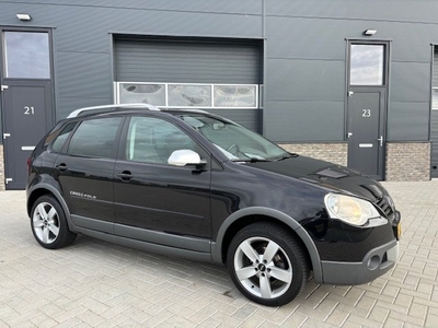 Volkswagen Polo 1.6-16V Cross Zeer compleet / Automaat !