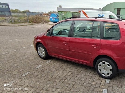 Volkswagen Touran 1.4 TSI ((( AUTOMAAT/ 7-PERSONEN)))