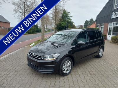 Volkswagen Touran 1.5 TSI Comfortline Business 7p Virtueel dashbord,