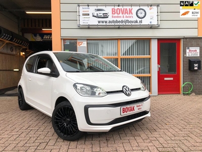 Volkswagen UP! 1.0 BMT take up! Sportline