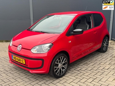 Volkswagen Up! 1.0 groove up! BlueMotion / Leer / Velgen / Pdc