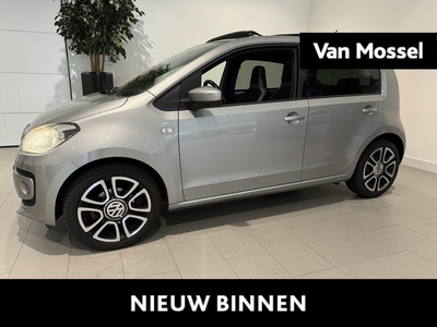 Volkswagen Up! 1.0 high up! BlueMotion | Airconditioning | Cruise Control | Schuifdak | Parkeersensoren achter | Budget |