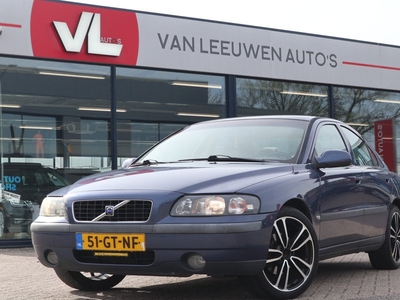 Volvo S60 2.4 | Airco | Bluetooth radio | Cruise control