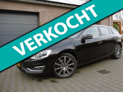 Volvo V60 2.4 D6 Twin Engine R-Design NAVI ECC LEER 2015