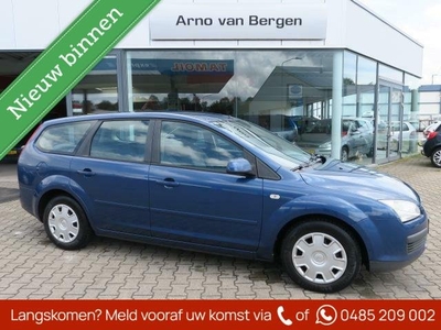 Ford Focus Wagon 1.6-16V Trend, airco, cruisecontrol, trekhaak, van 1e eigenaar !!