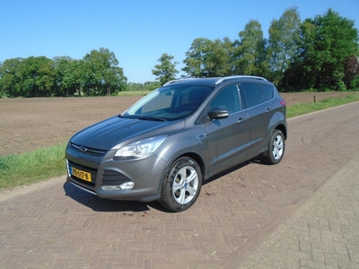 Ford Kuga 1.6 Titanium TREKHAAK