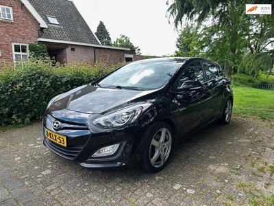 Hyundai I30 1.6 GDI (135pk) B.E! Navi! Camera!